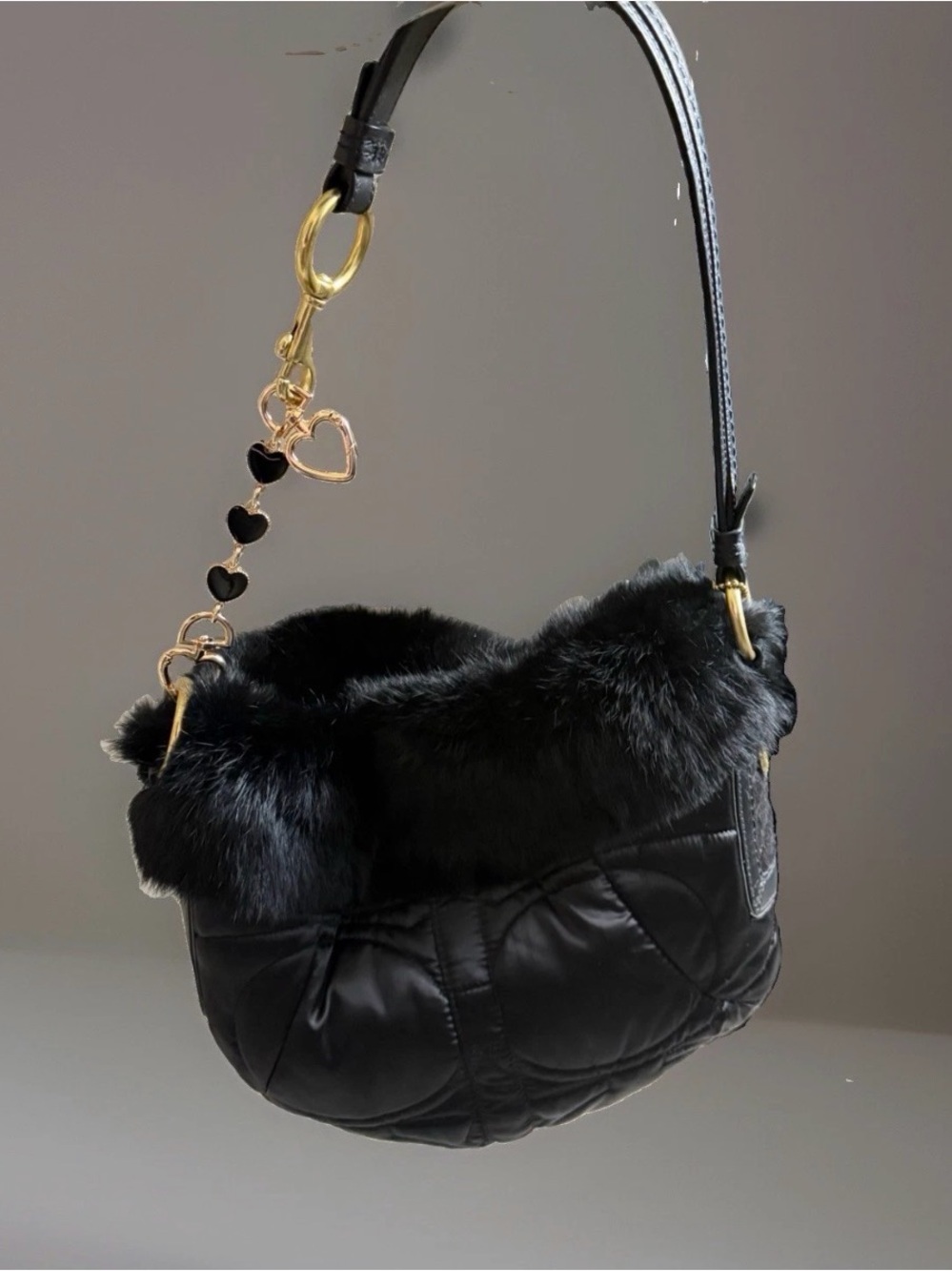 Coach ski hobo bag with extender - Picture 2 of 4